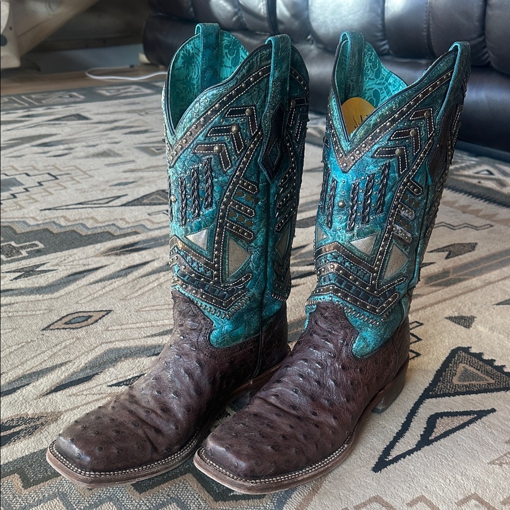 Corral Turquoise and Brown Western Boots